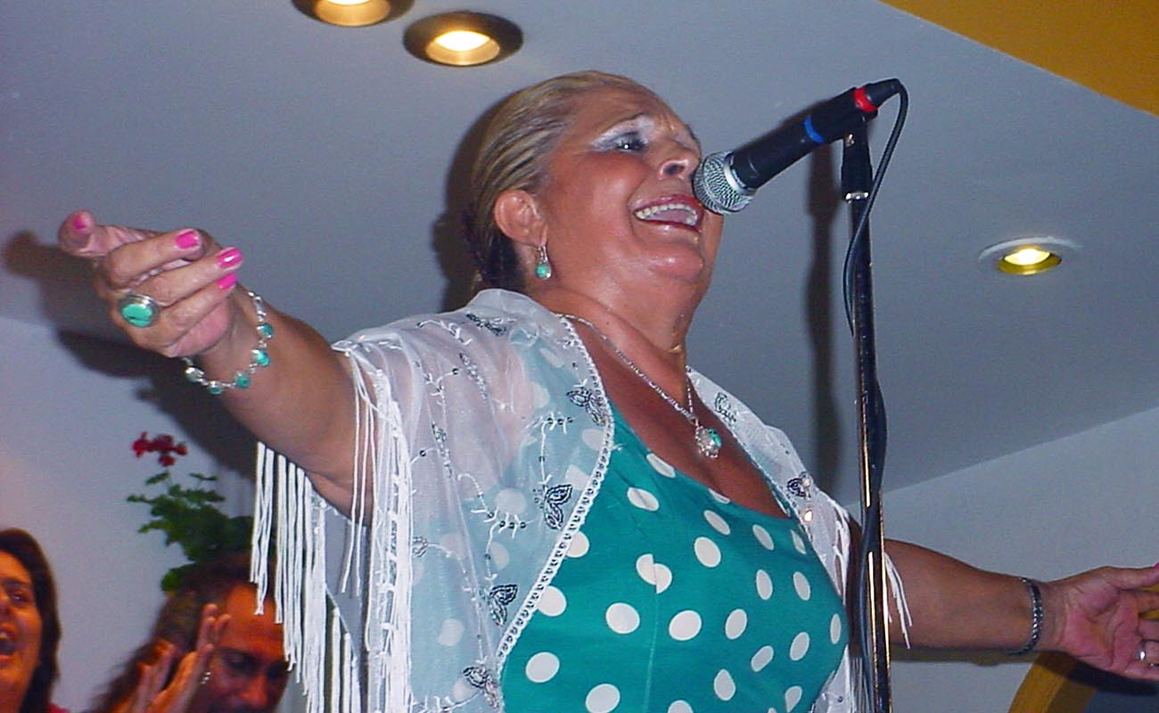 La cantaora utrerana Ana Peña, en el el Centro Cultural Flamenco Don Antonio Chacón. Foto: Estela Zatania